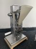 TDP-0 máquina de fabricación manual de tabletas de leche tdp prensador de píldoras mini escritorio pequeño tdp 0 tableta de medicina máquina de prensa de píldoras
